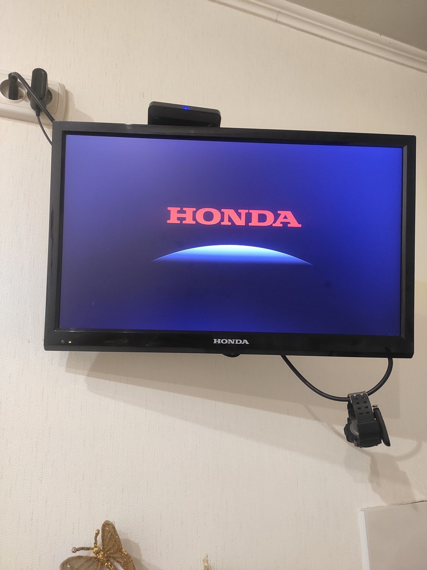Продам телевізор Honda