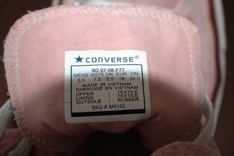 Botas cor de rosa marca Converse All Stars cano alto. Tamanho 38.