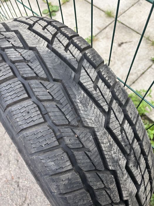 Farroad Arctic STU 99 265/70/R17 - зимова резина з дисками