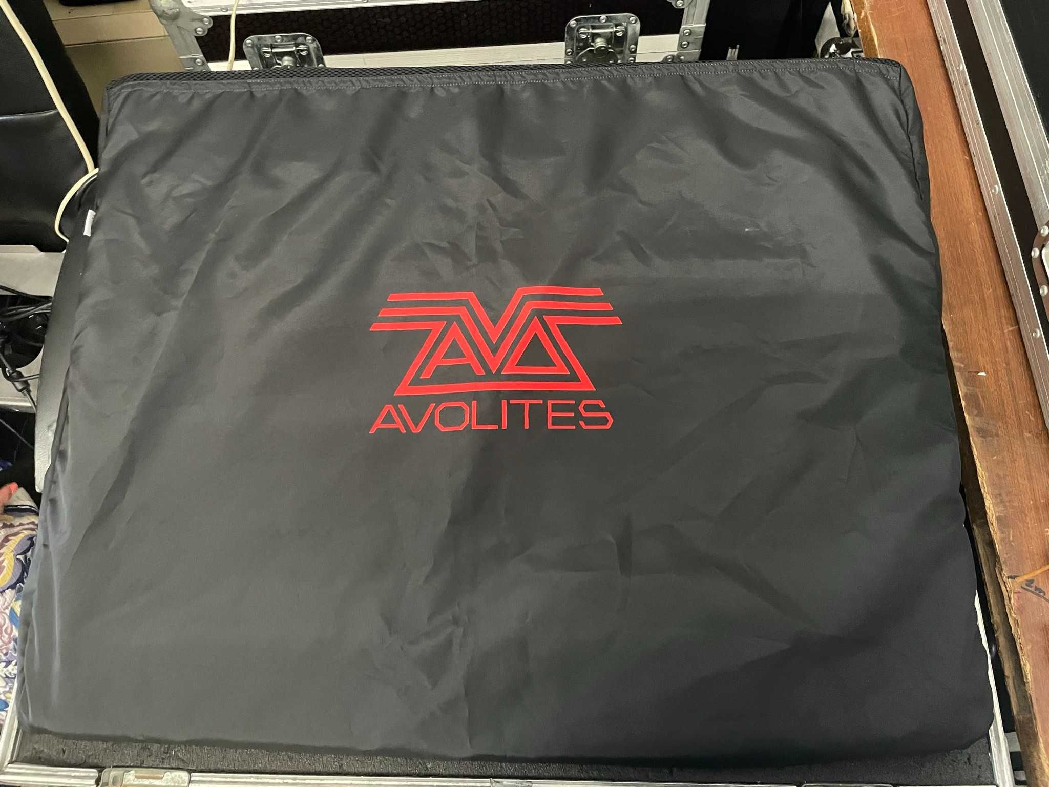 Mesa de luz Avolites Pearl 2000 C/Case