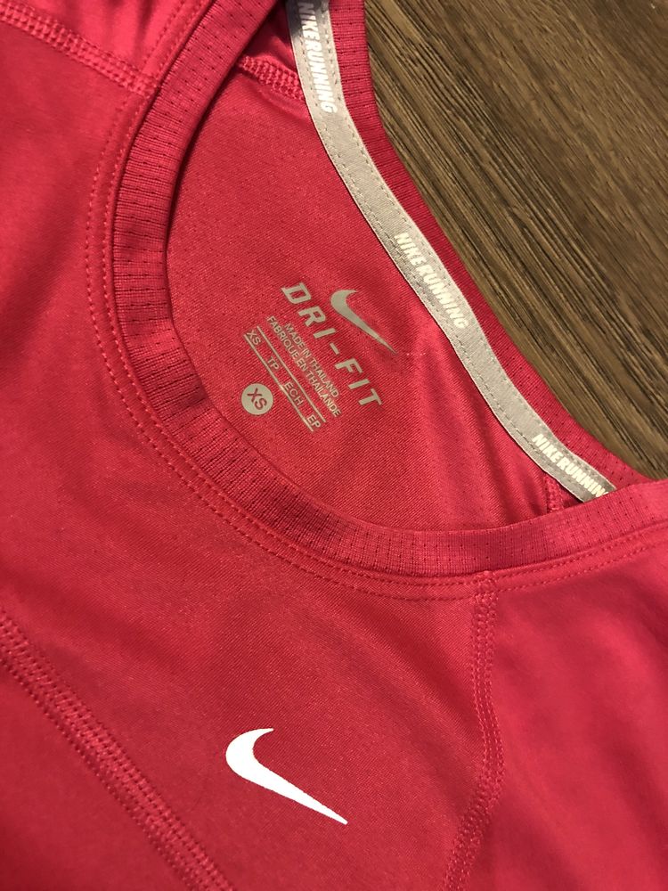 Koszulka nike różowa