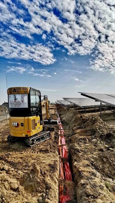 Usługi minikoparką CAT 301.8