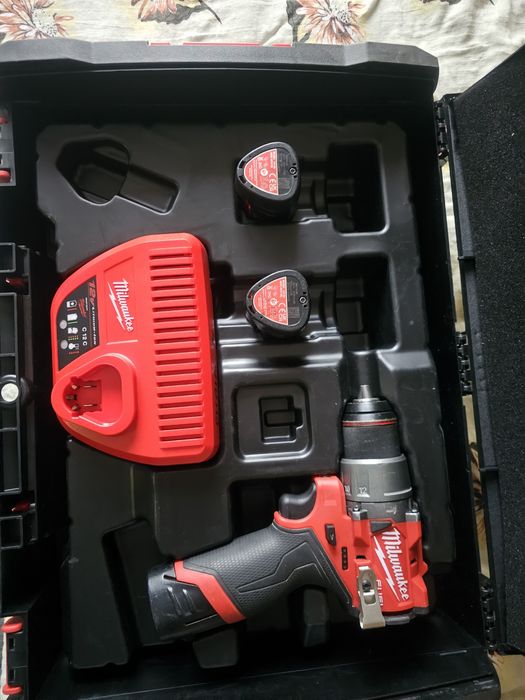 Wkrętarka udarowa Milwaukee fuel m12 fpd2