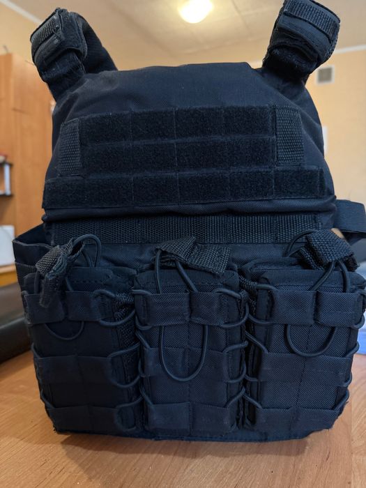 Плитоноска з розгрузкою /під бронежилет