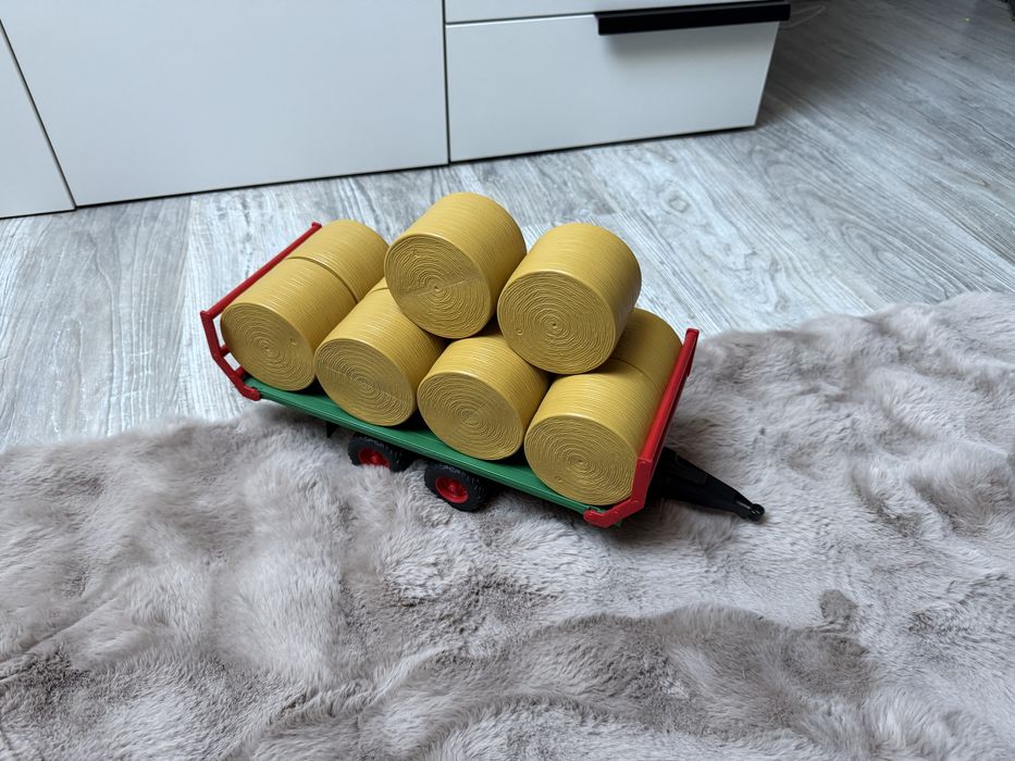 Zestaw Bruder - kombajn , traktor, beczka, prasa itd. + GRATIS