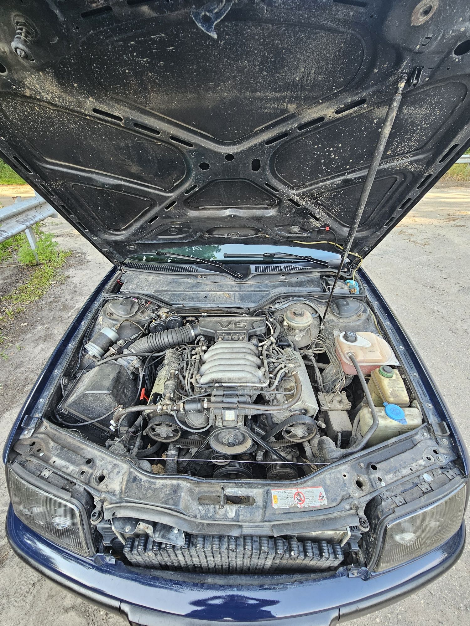 Продам Audi 100 c4 2.8
