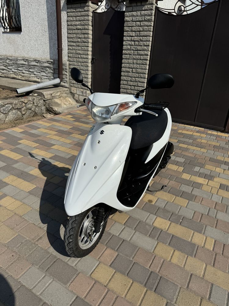 Suzuki Adress v50