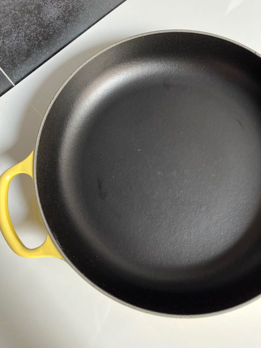 Frigideira Le Creuset Signature em ferro fundido