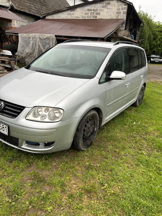 Vw touran 150km 1.9bkc