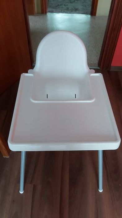 Łóżeczko z materacem i kołderką 120x60 + krzesełko do karmienia