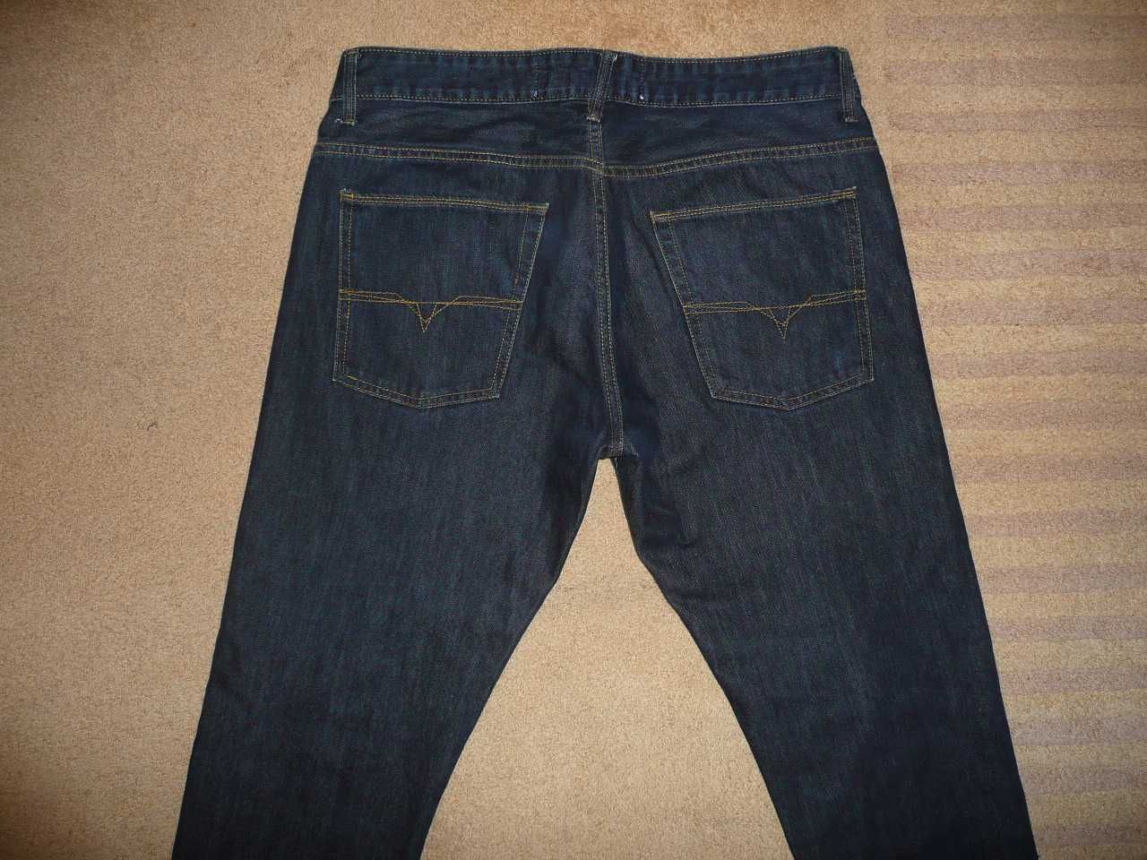 Spodnie dżinsy BURTON W34/L30=46/102cm jeansy