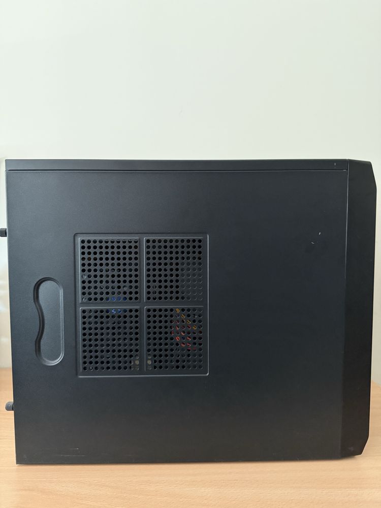 Komputer stacjonarny CHIEFTEC / Intel i5-6400