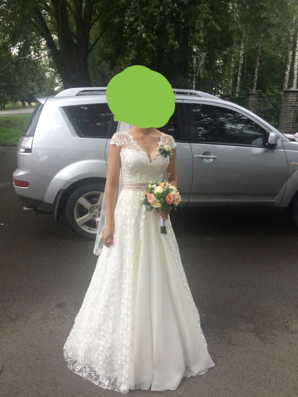 Весільна сукня розмір 42