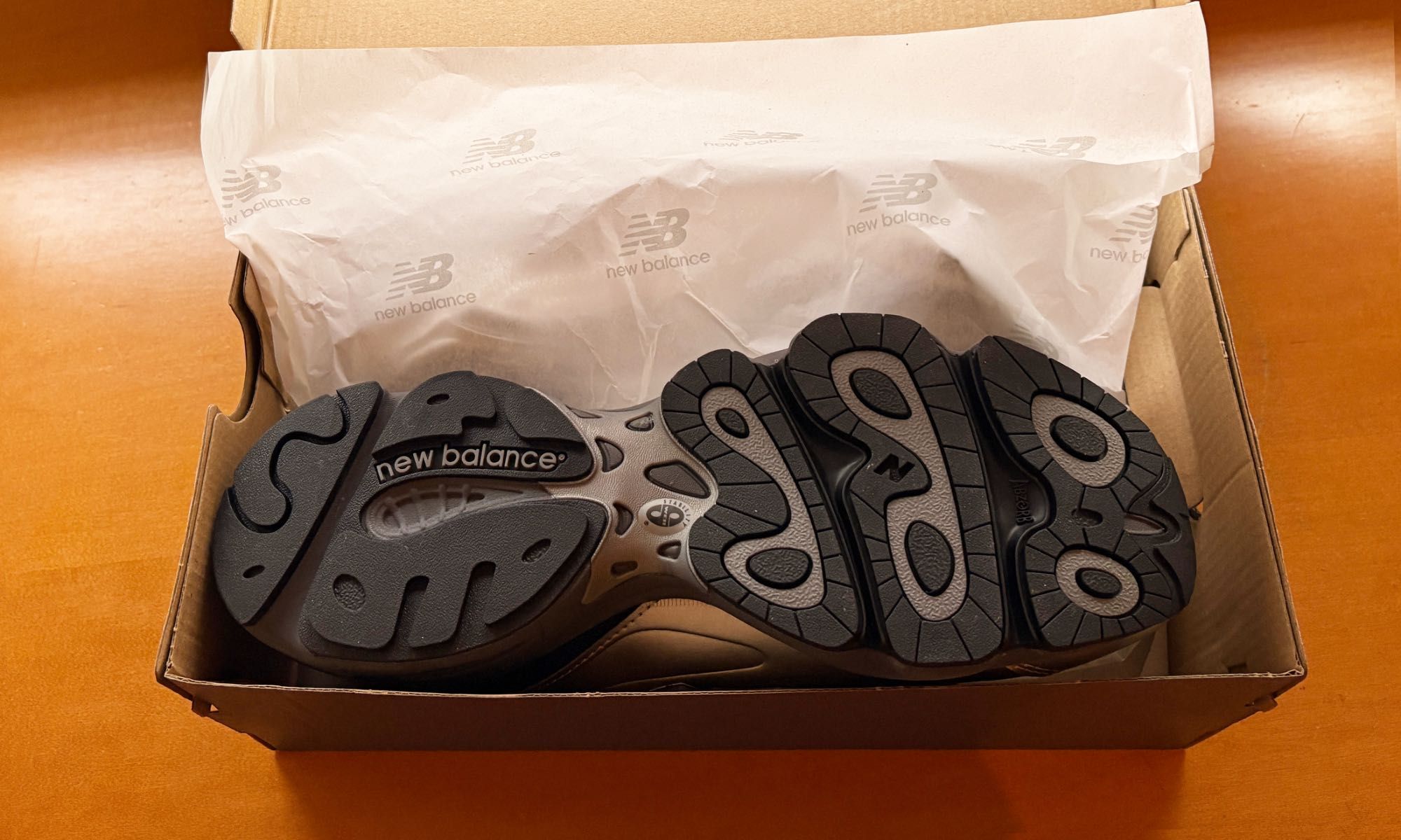 Sapatilhas New Balance 1000 (nº 44,5) - NOVAS!