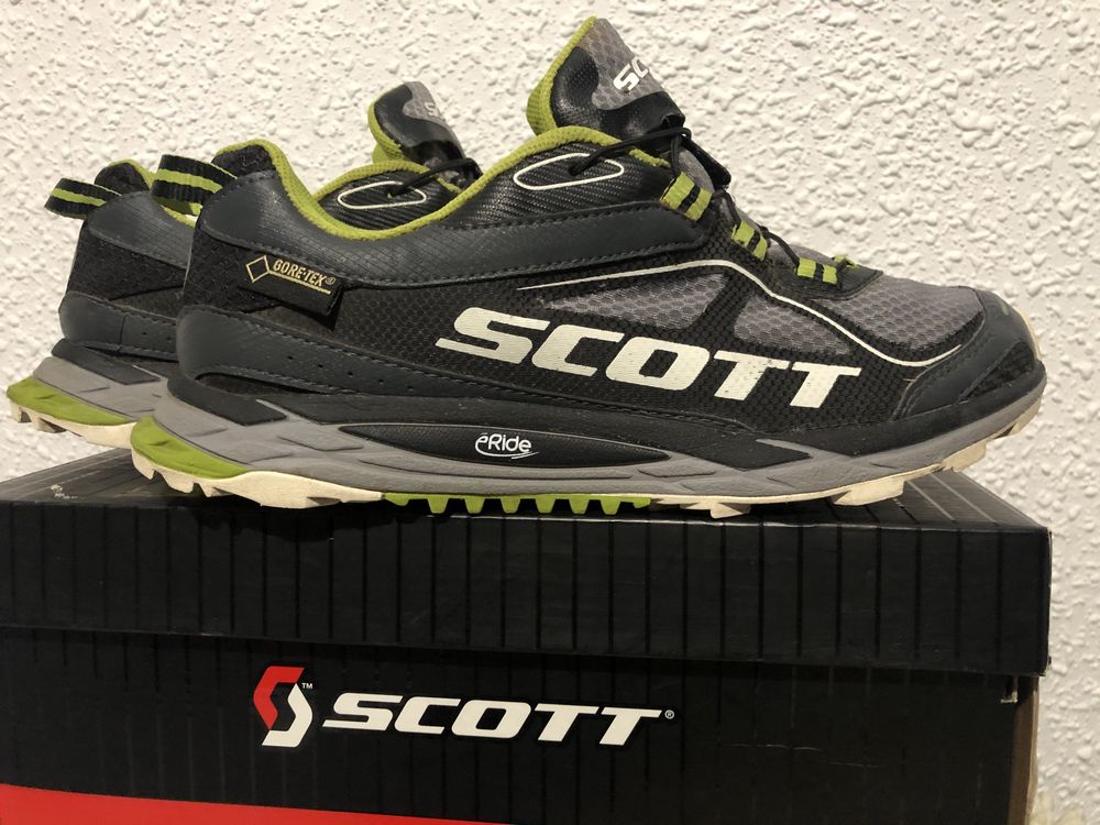 Кросівки  GORE -TEX  жіночі Scott eRide Flow 40 разм.