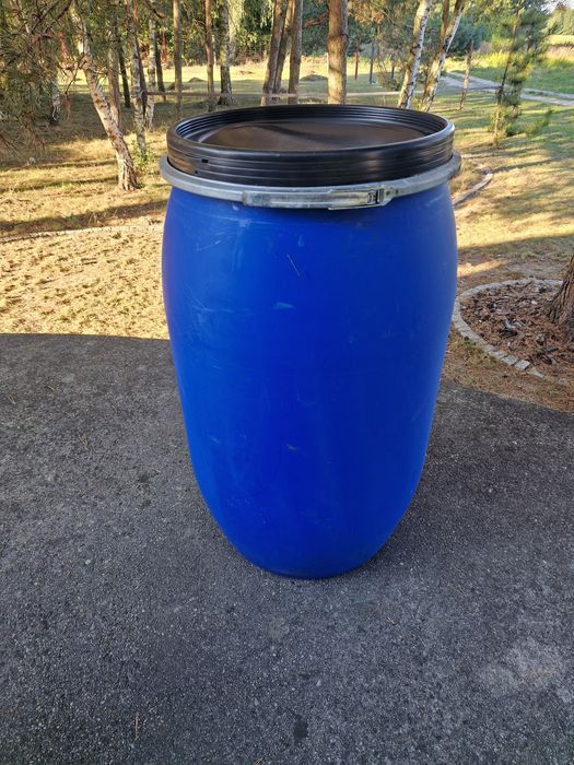 Beczka plastikowa 220L -Używana