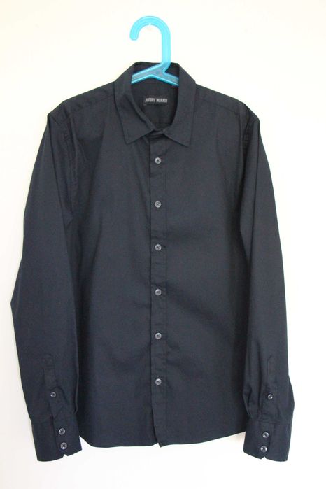 Camisa azul marinho. Rapaz 14 anos. Antony Morato