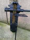 Torno de ferro antigo de ferreiro