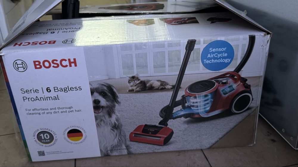 Aspirador sem Saco BOSCH BGS41PET1 Série 6 ProAnima (72 dB)