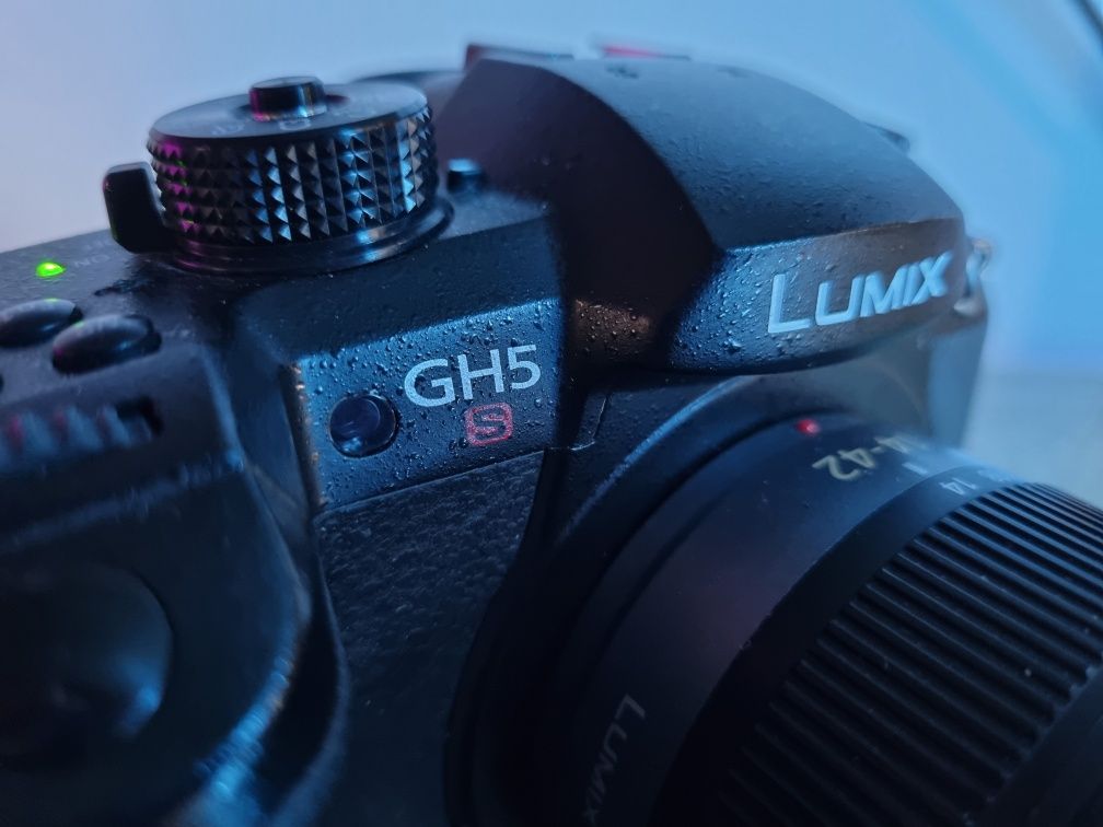 Panasonic Lumix GH5S + obiektyw 14-42mm