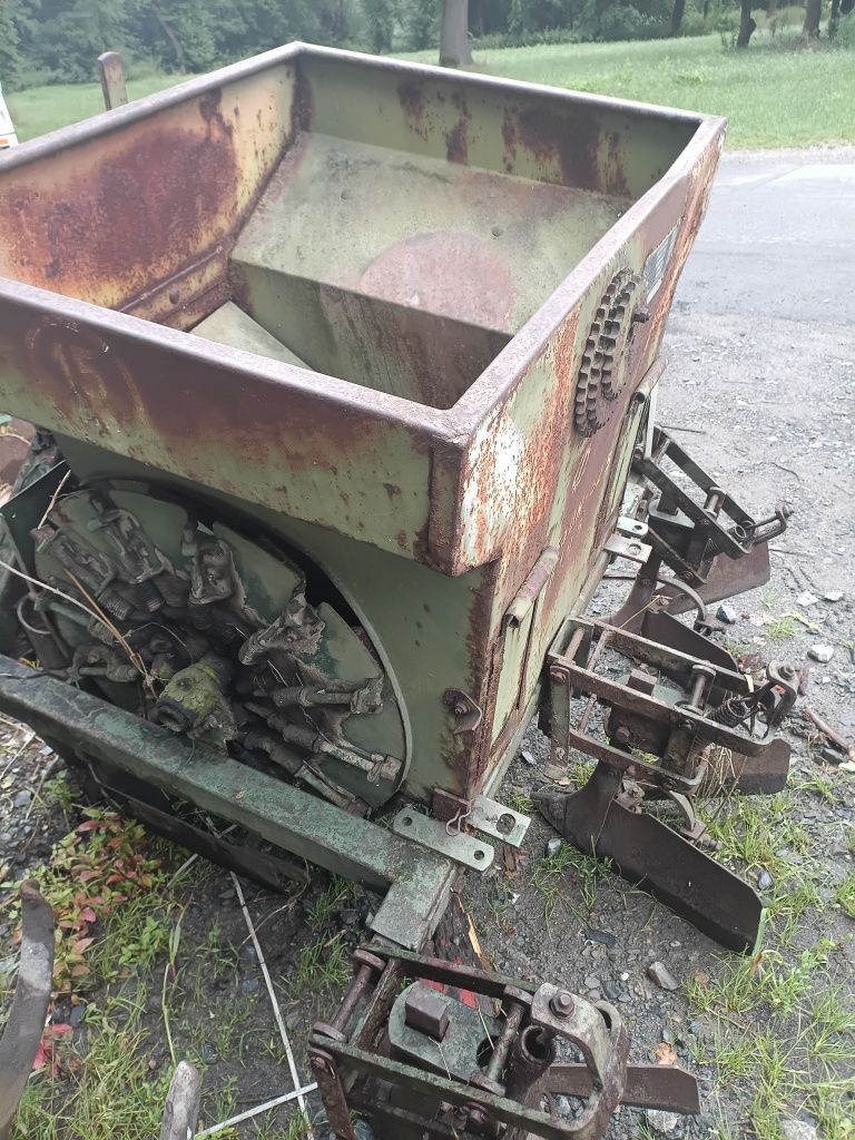 Sadzarka do ziemniaków czeska części