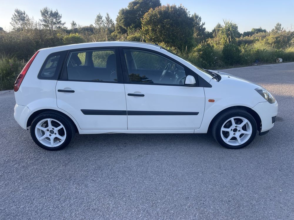 Ford Fiesta 1.4 Tdci 2006 AC Nacional