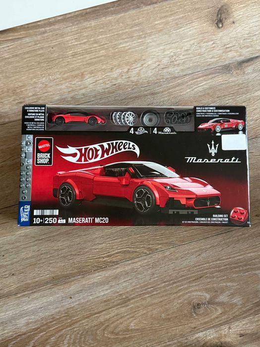 Конструктор Hot Wheels Brick Shop Speed Maserati MC20 250 деталей