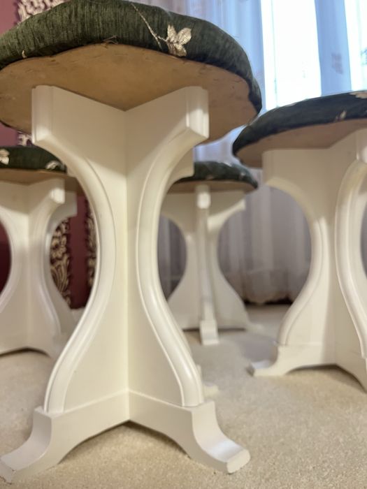 Комплект з 4х стільців