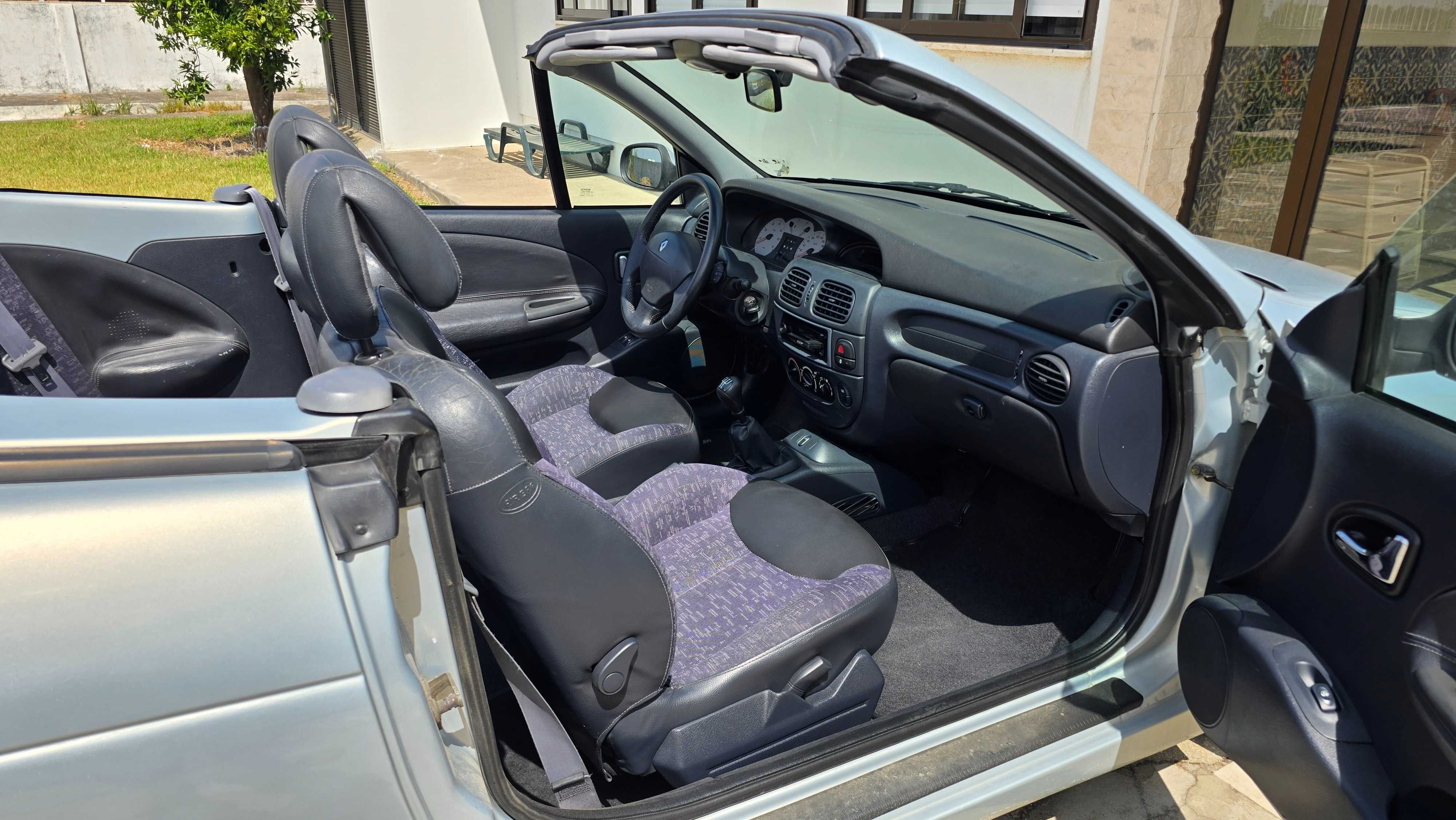 2002 Renault Megane Cabrio