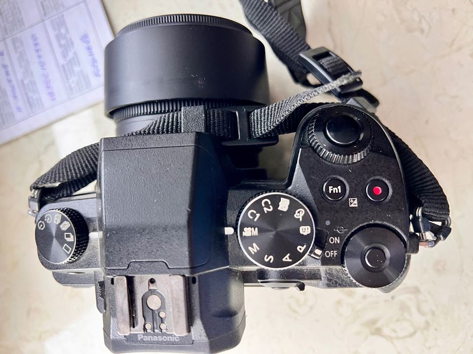 Panasonic Lumix g80 + Panasonic 25 f 1,7 +