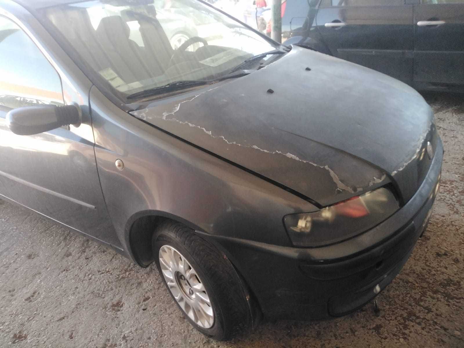 Para Peças Fiat Punto 80 1.2 16V de 2000 com 80 CV com boa mecânica