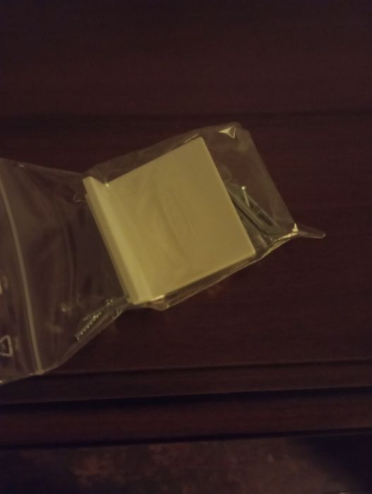 Szafka z lustrem do łazienki ikea
