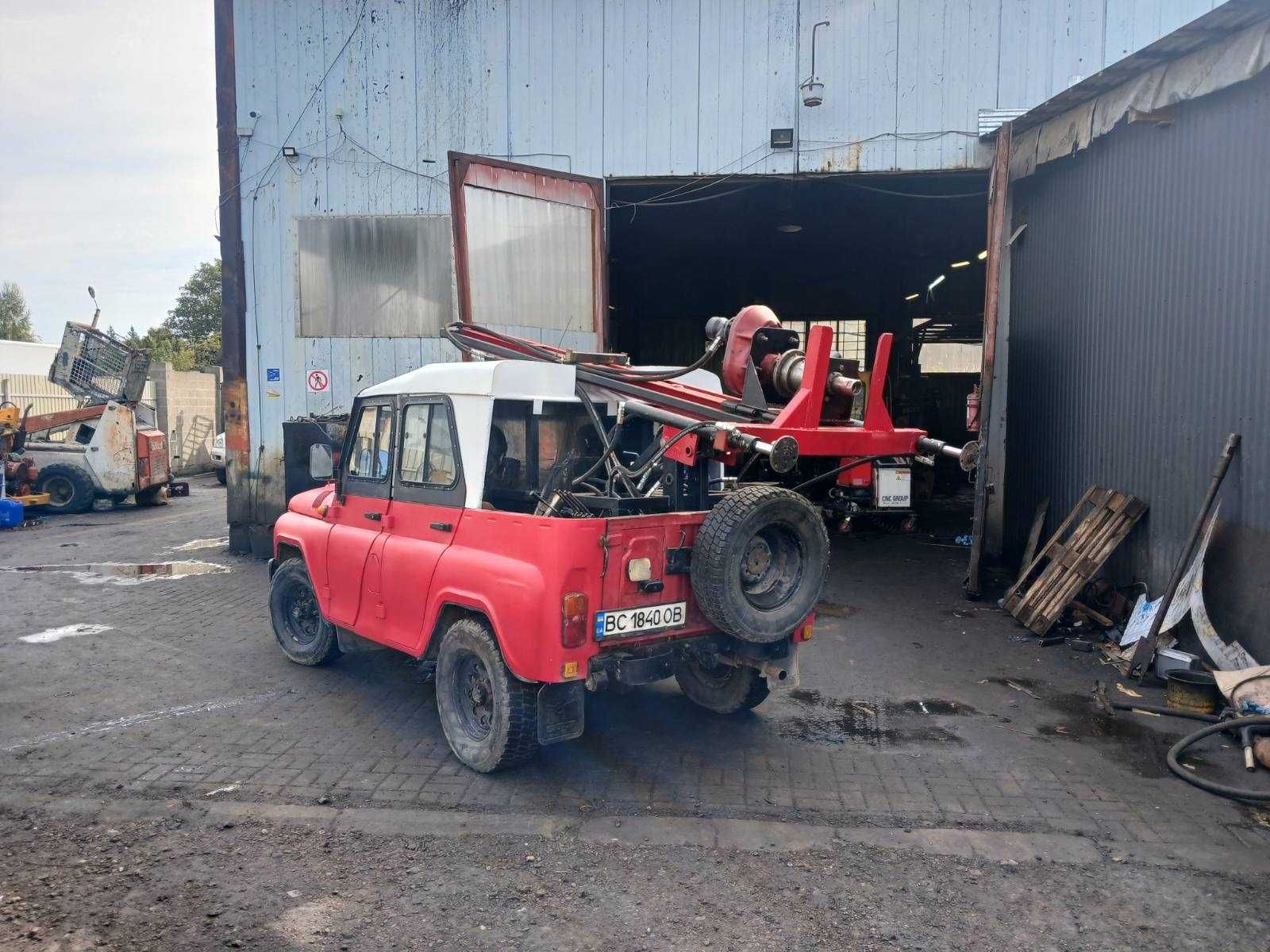 Бурова установка гідравлічна на базі автомобіля УАЗ