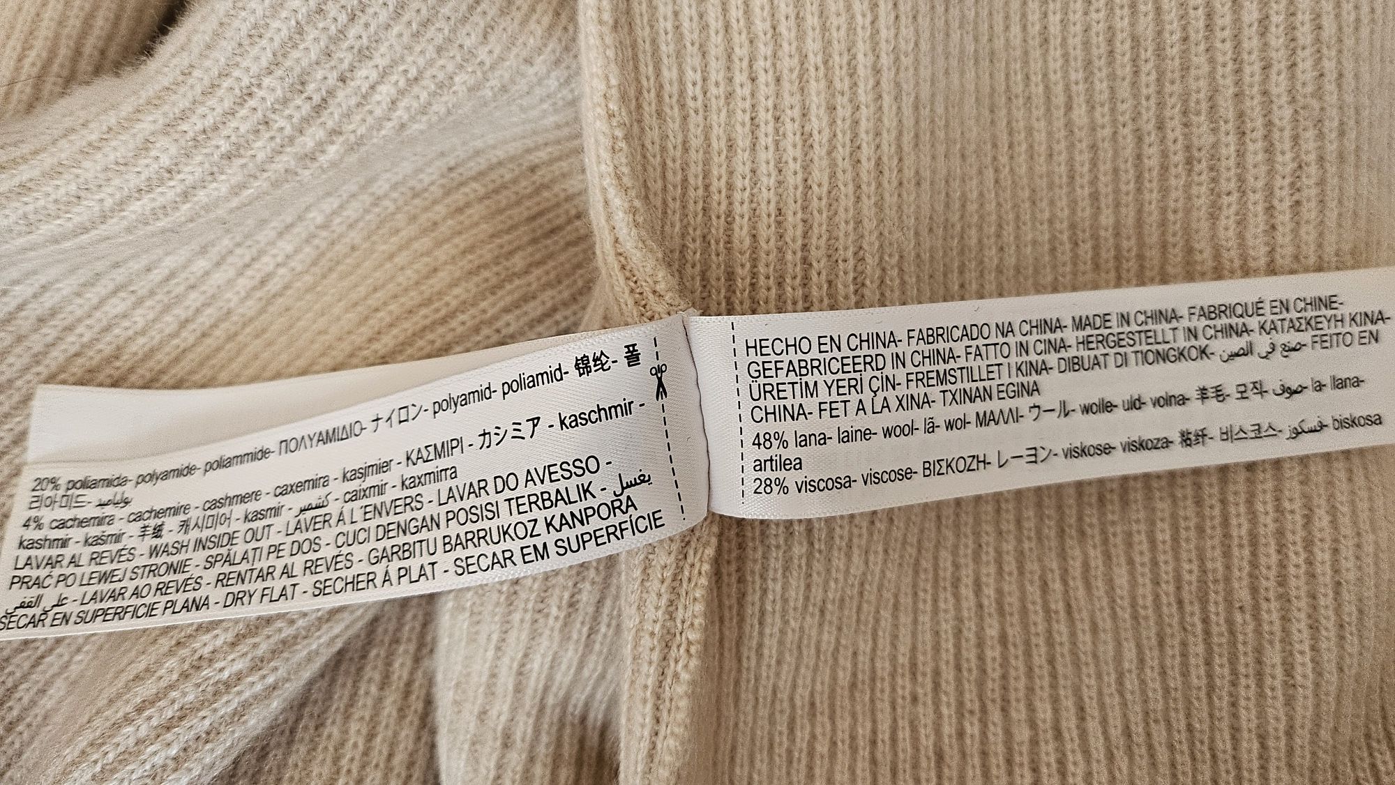 Kremowa sukienka Massimo Dutti 38/M