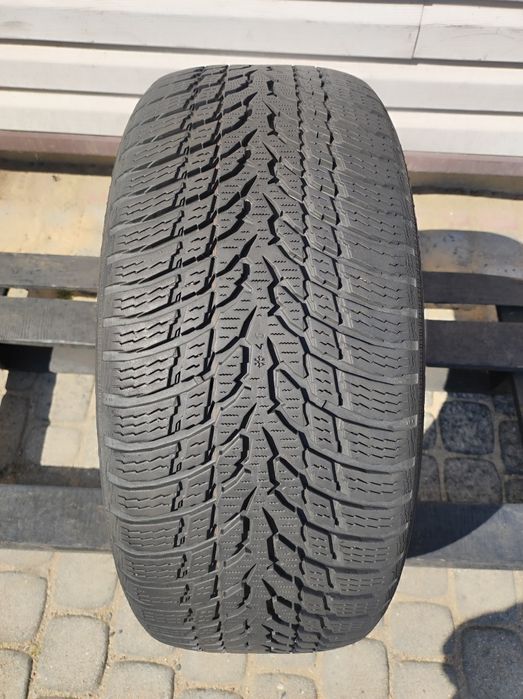 225.50.17 jedna opona Nokian WR SnowProof
