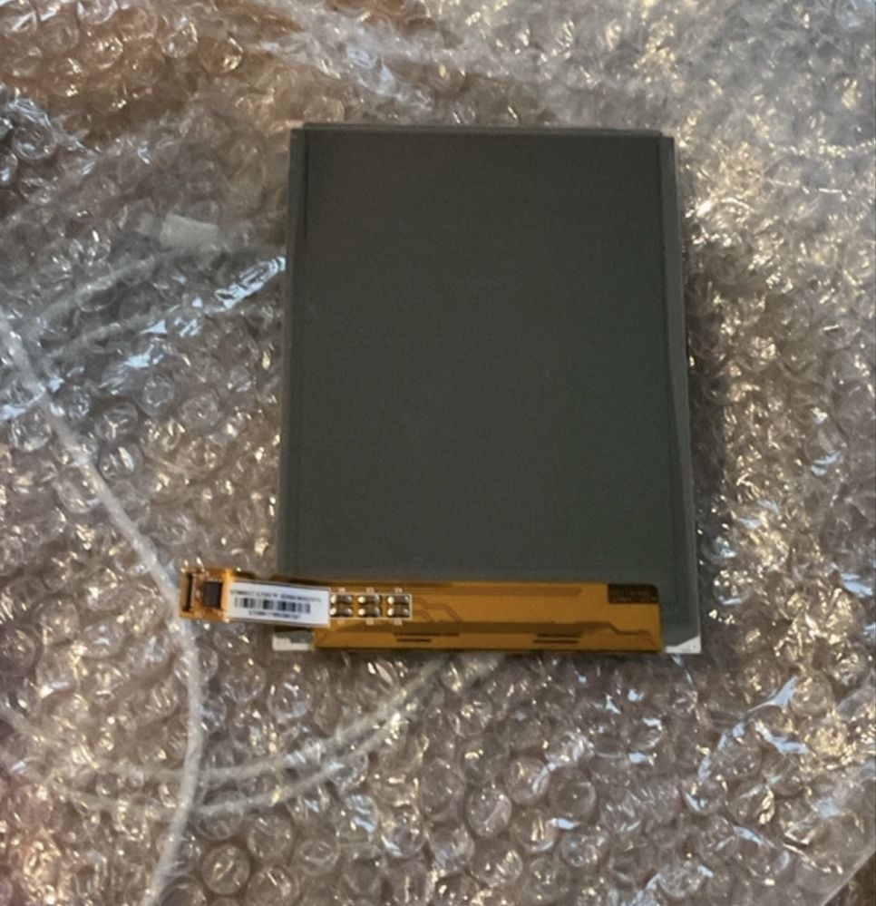 Ekran Kindle papierwhite 3