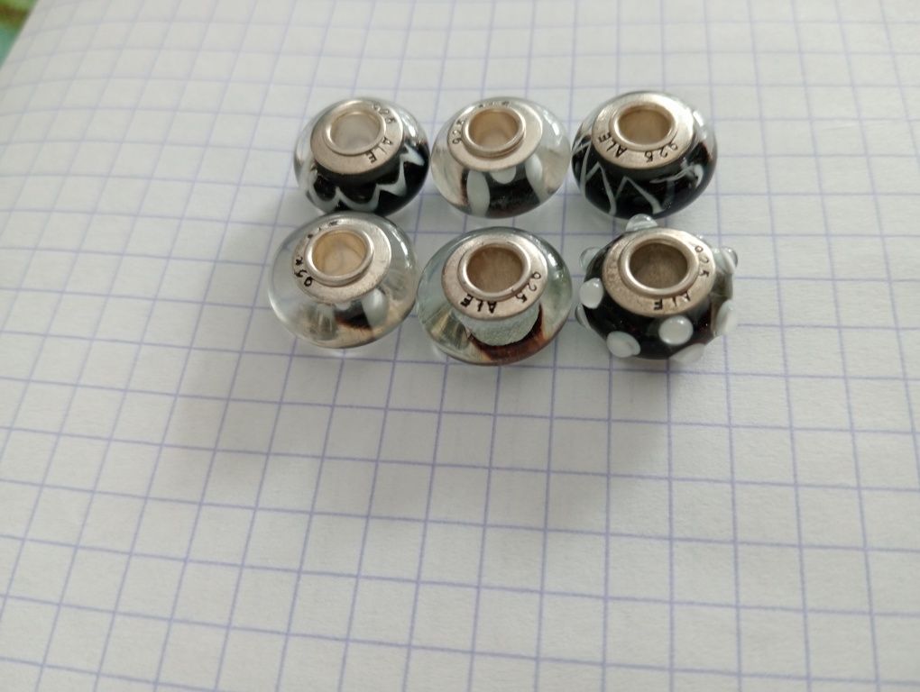 Charmsy Pandora 6szt