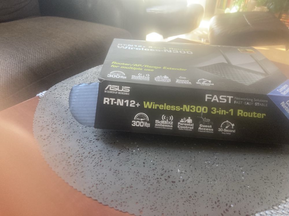 Sprzedam ruter Asus Fast .Easy.Stable