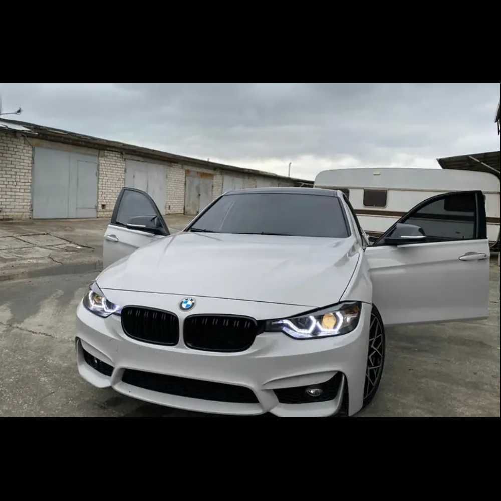 Бампер передний BMW 3 F30 F31 M3 рамки под птф. под парктроники
