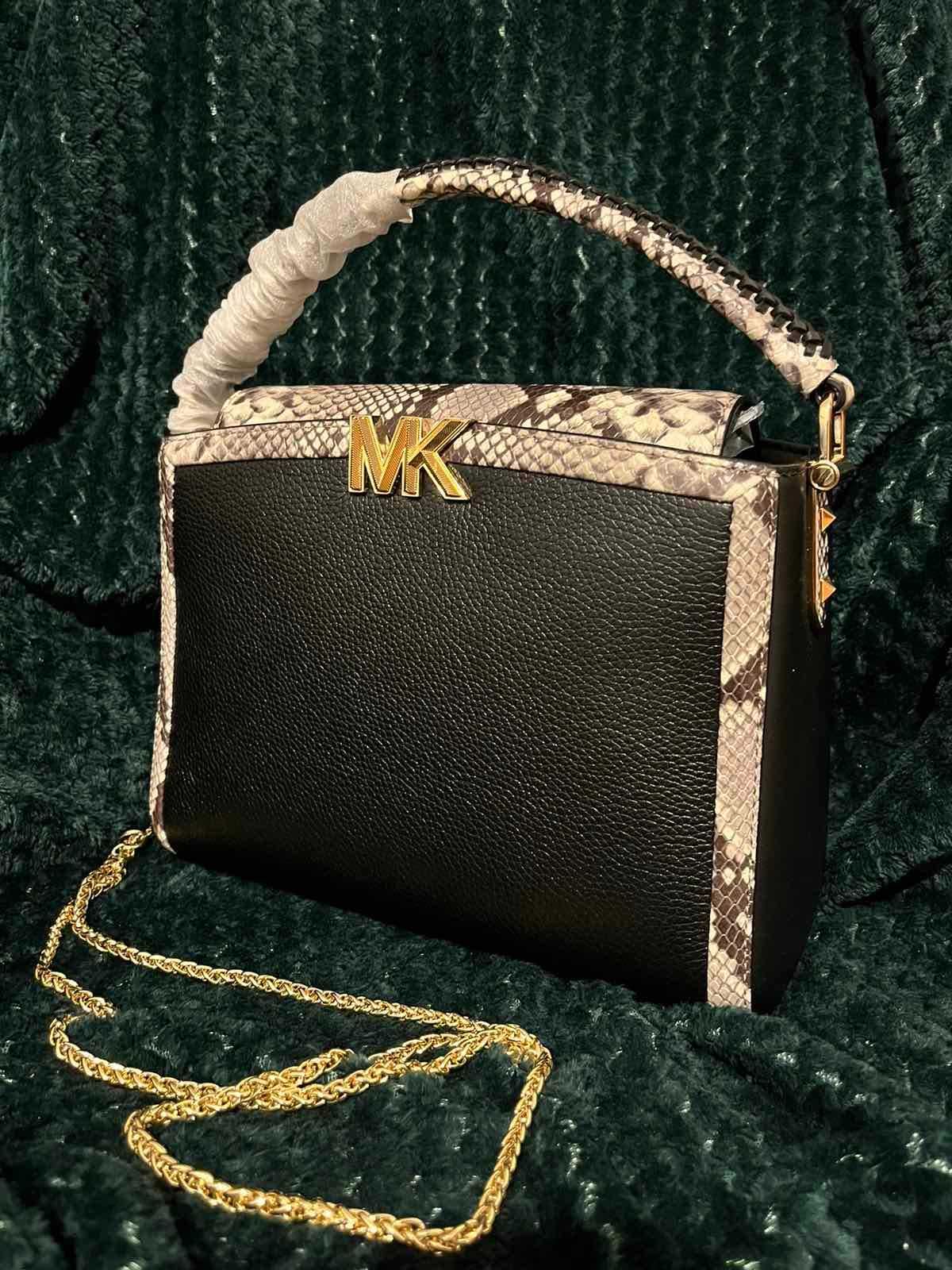 Wyjątkowa torebka Michael Kors Karlie