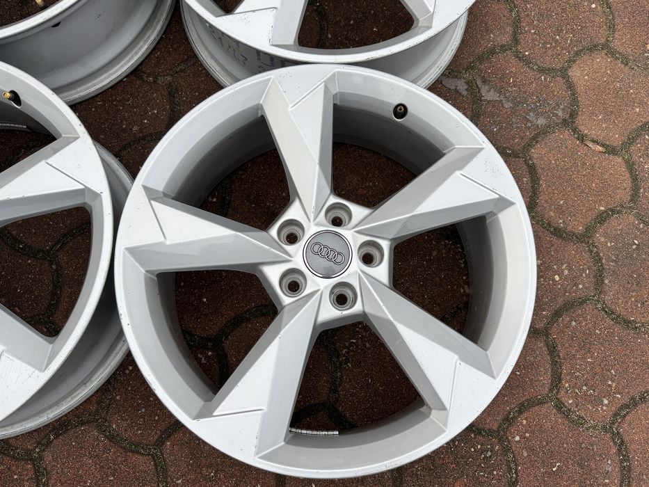 Felgi Audi q3 q2 S-Line 19 cali 5x112 a3 rotor 83a oryginał tiguan