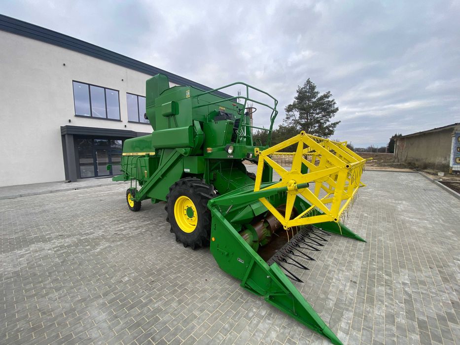 комбайн John Deere 925