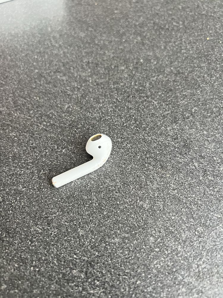 Наушник AirPods 2 лівий