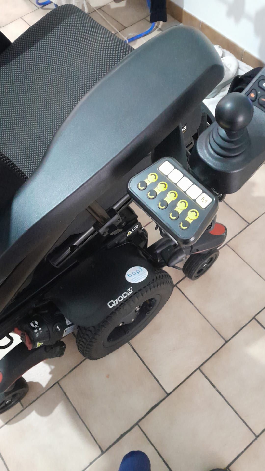 OKAZJA Wózek inwalidzki elektryczny Quickie Q700