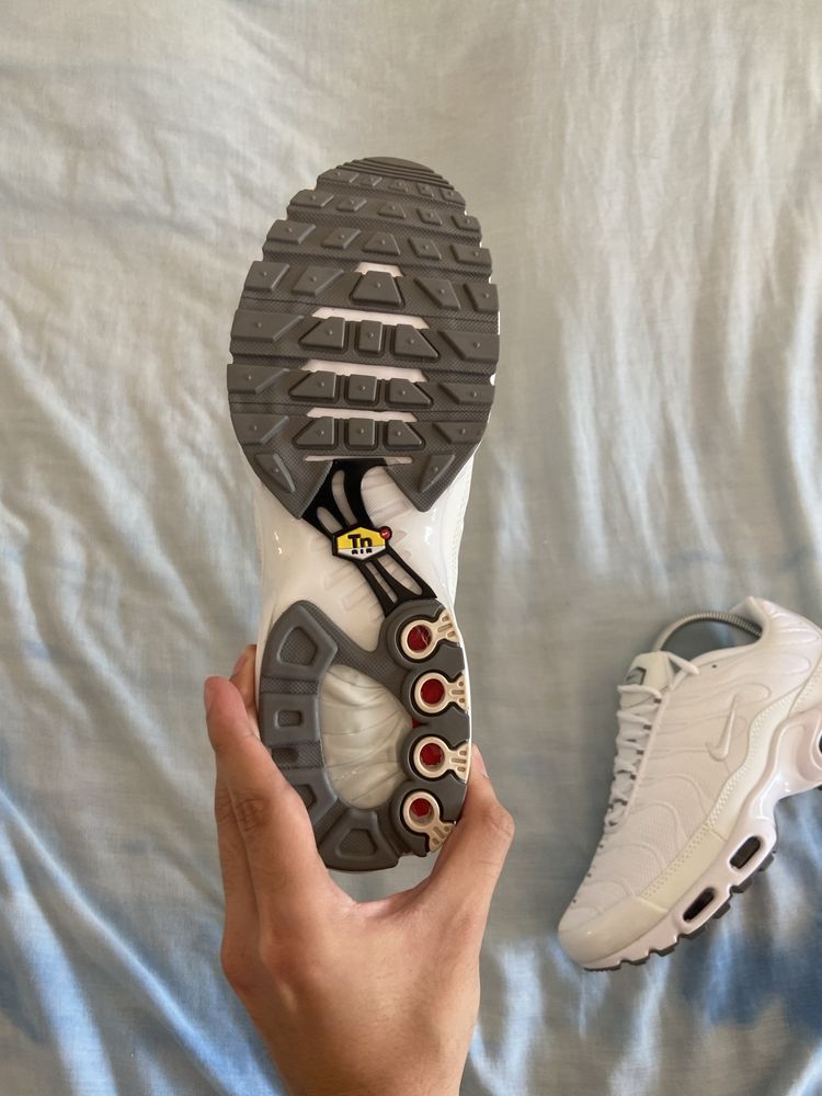 Nike Air Max TN brancos tamanho 42