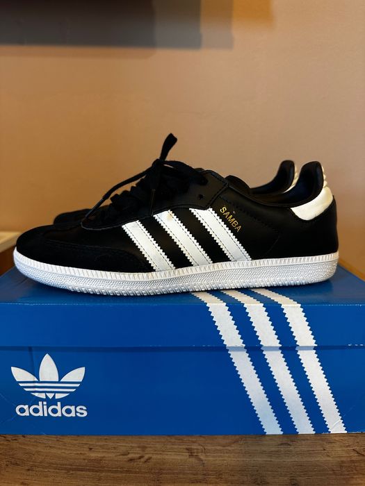 Adidas samba black