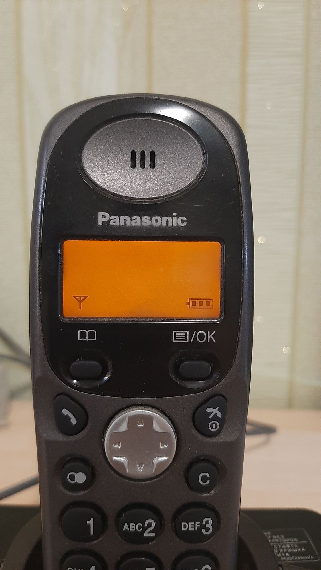 Радиотелефон Panasonic KX-TG1107UA