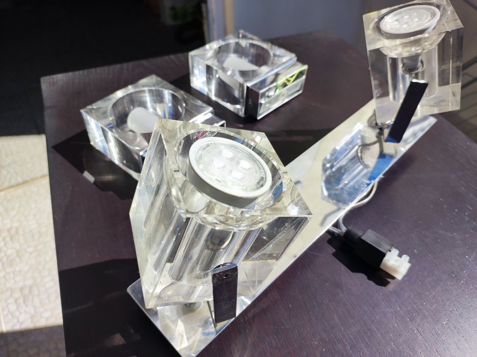 Conjunto candeeiros tecto e aplique