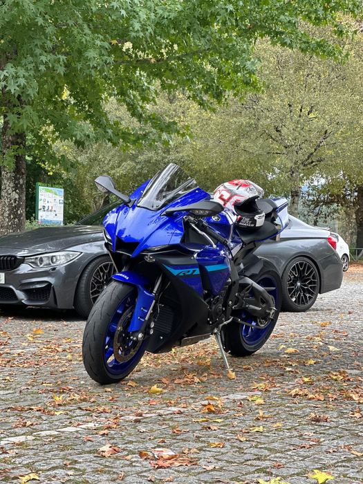 Yamaha yzf 1000 r1