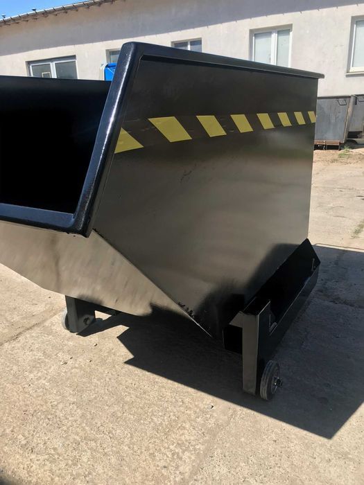 Sprytny Pojemnik Samowyładowczy Mały PMMC LIGHT 600L Koleba na kołach.